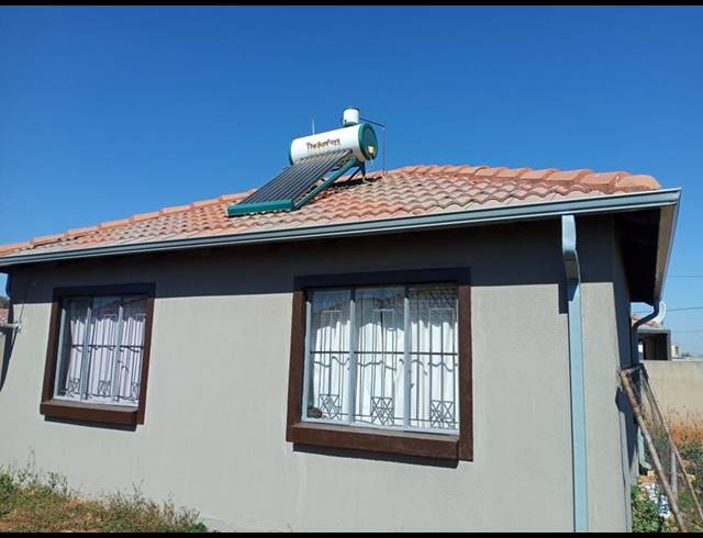 2 BEDROOM HOUSE FOR SALE IN DAWN PARK EXT